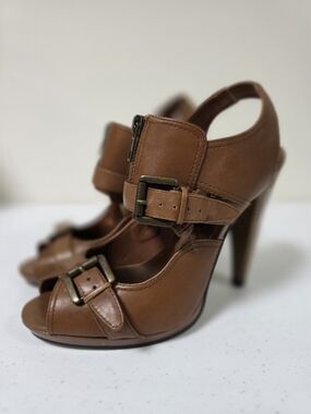 STEVE MADDEN LUXE Brown High Heel Sandals w/ Buckle & Zipper Accents Sz 8